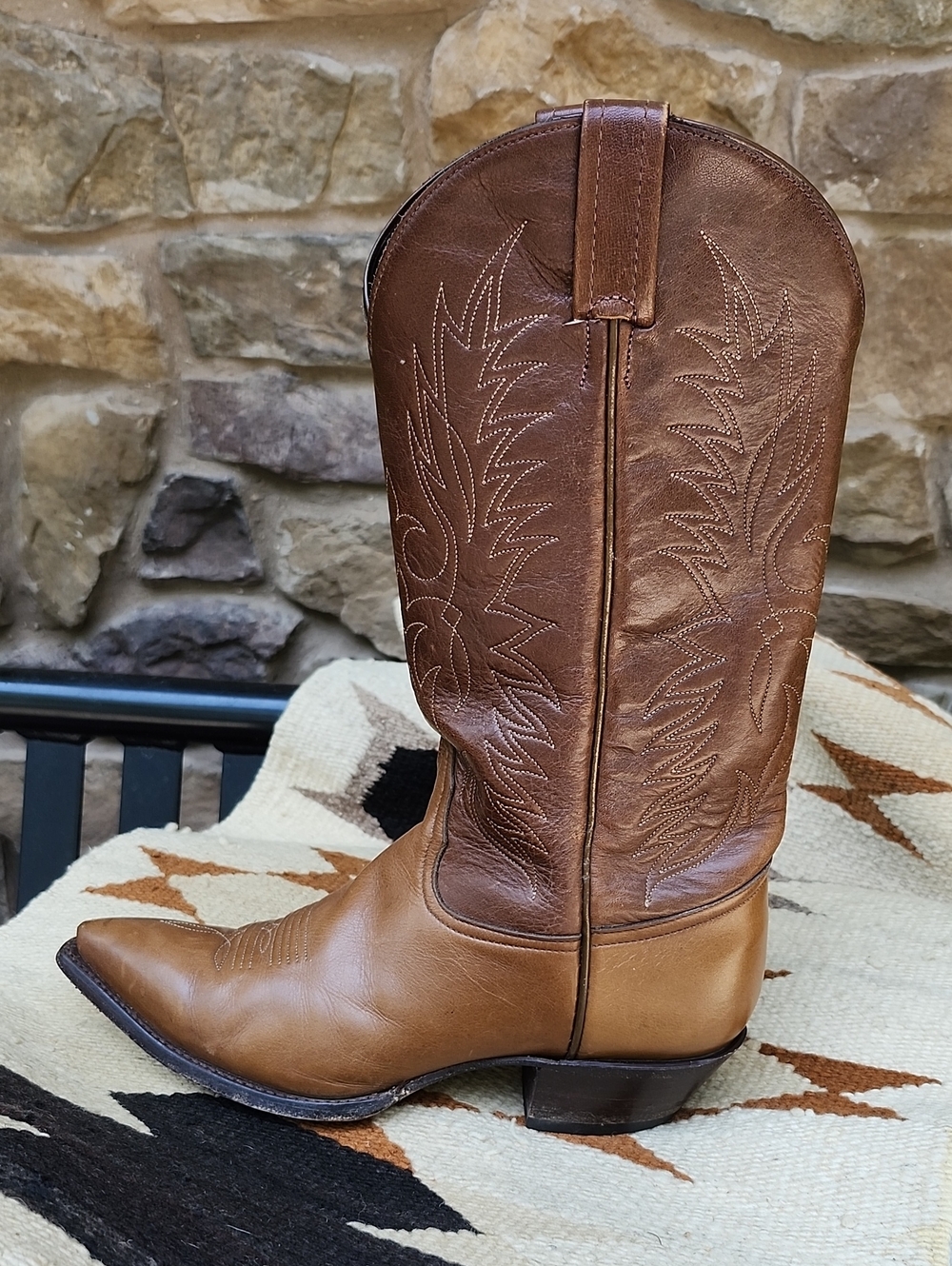 TONY LAMA LEATHER WESTERN BOOTS - Picture 11 of 12